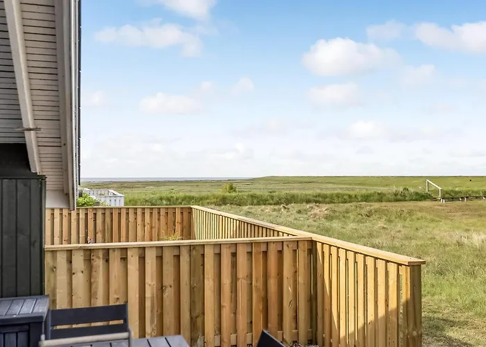 Reinhold - 1-9km From The Sea By Interhome Nyaraló *